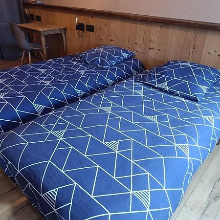 Chambre Les Etoiles De Bevy Septmoncel-Les-Molunes Zimmer foto